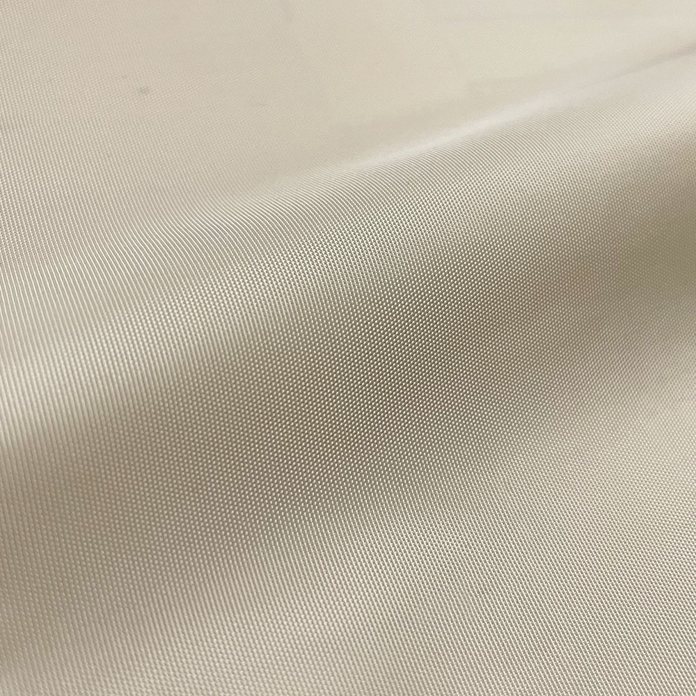140克珠帆布風褸布料